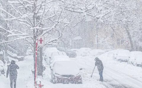 寒冷和暴风雪又回来了！魁省许多住户停电