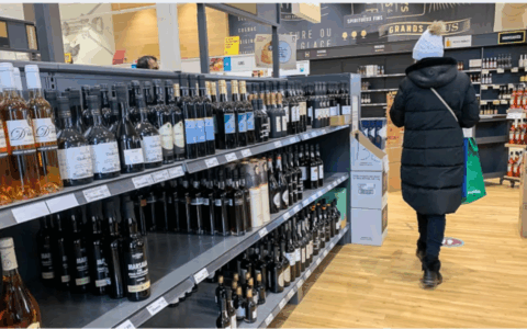 魁省SAQ准备关闭多家门店 改变营业时间