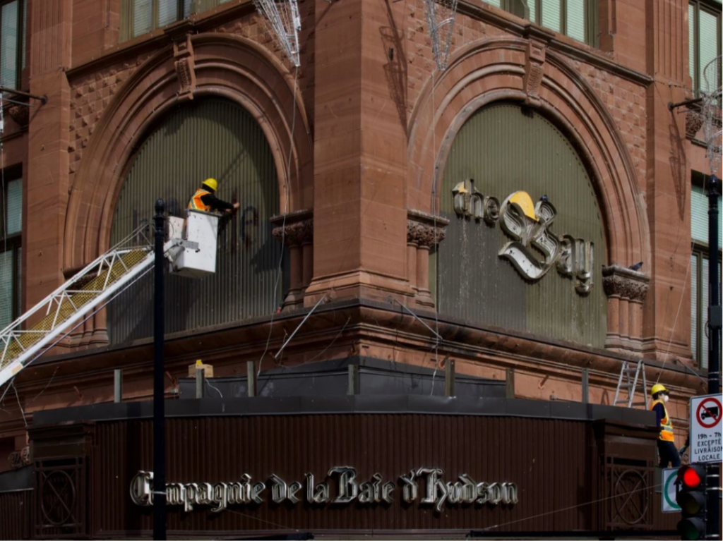 一个时代结束了！蒙特利尔市中心标志性招牌被拆除