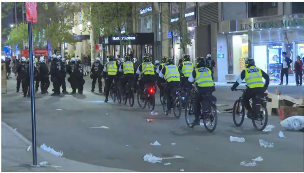 险胜晋级 球迷狂喜！蒙特利尔市中心发生骚乱 防暴警察出动